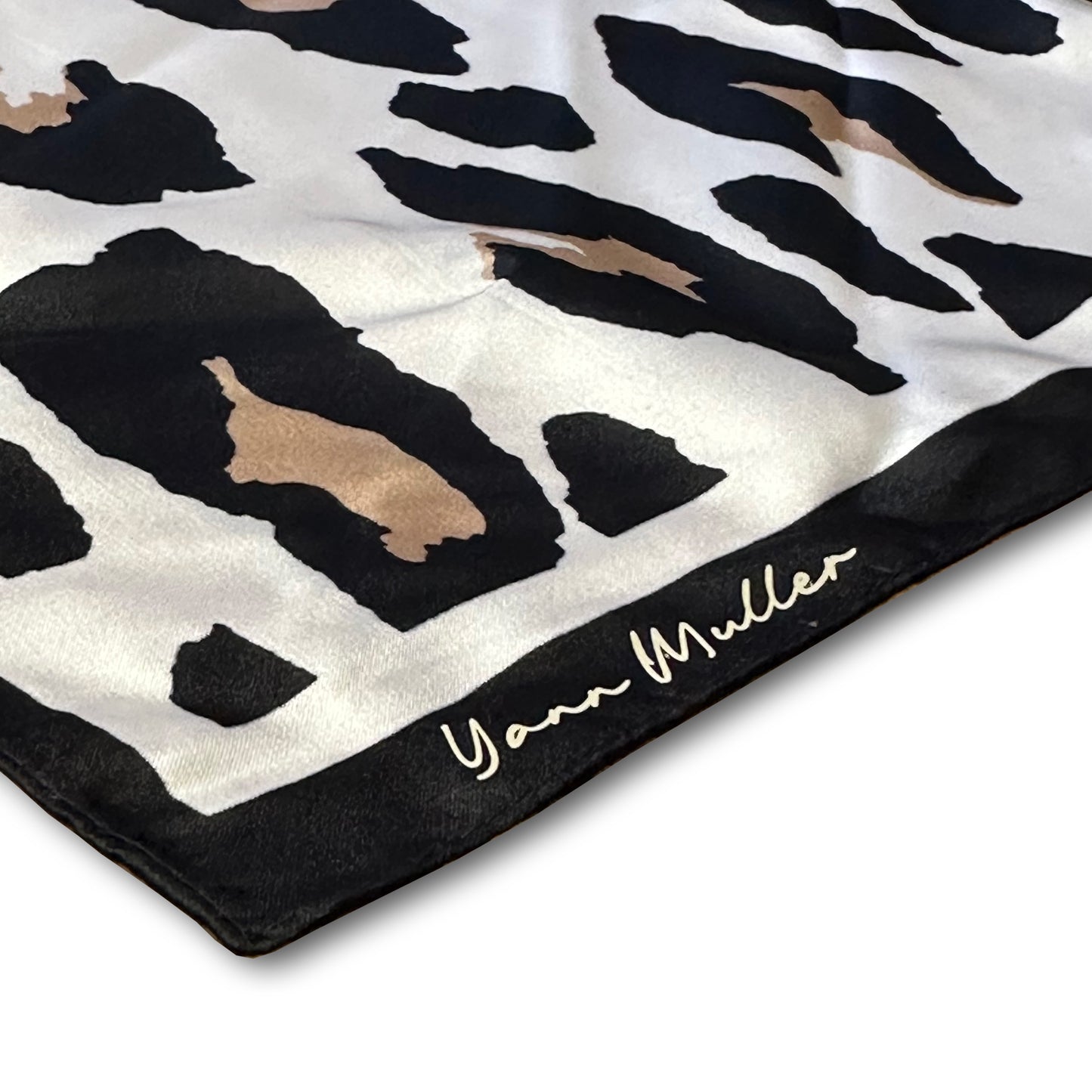 Foulard Léopard Yann muller